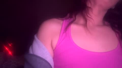 Snapshot of shyg1r1 chatting on 12.18.24 Sasha online show from 12.18.24