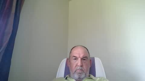 Snapshot of shyguytm chatting on 12.22.24 shyguytm online show from 12.22.24