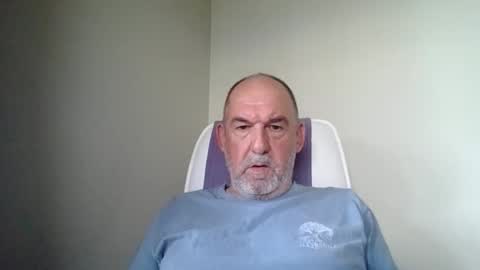 Snapshot of shyguytm chatting on 03.11.25 shyguytm online show from 03.11.25