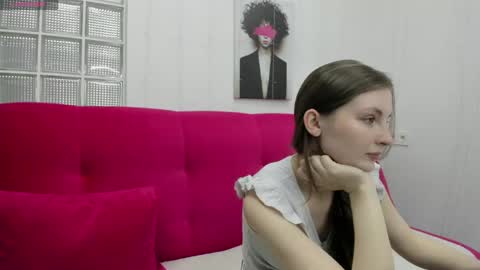 shyly_lisa online show from 06.03.26