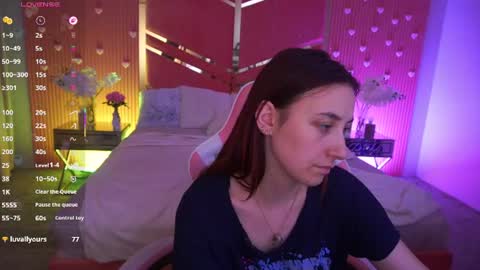 Snapshot of shyy_jany chatting on 06.17.26 shyy_jany online show from 06.17.26