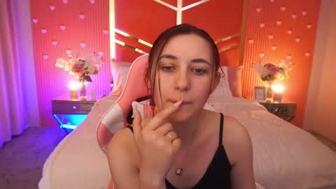 Snapshot of shyy_jany chatting on 06.26.26 shyy_jany online show from 06.26.26