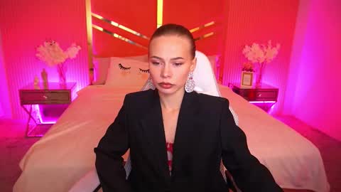 shyysiren online show from 10.02.25