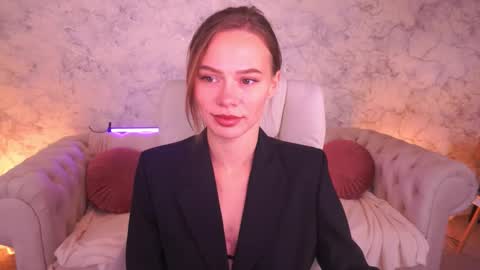 shyysiren online show from 10.29.25