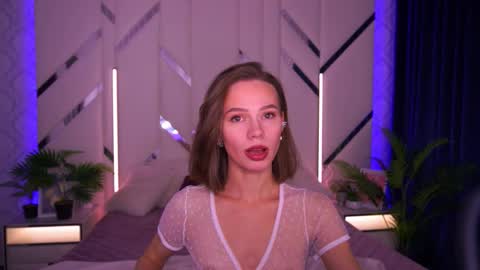 shyysiren online show from 12.04.25