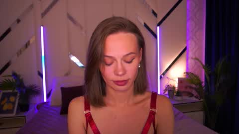 shyysiren online show from 12.18.25