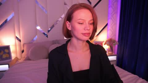 Snapshot of shyysiren chatting on 05.12.26 shyysiren online show from 05.12.26
