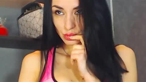 Siaconna online show from 02.23.25