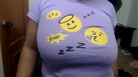 Snapshot of siblley chatting on 02.06.25 sara online show from 02.06.25