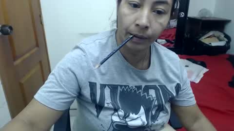 Snapshot of siblley chatting on 03.08.25 sara online show from 03.08.25