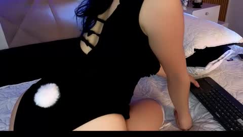 Snapshot of sienna_desiree chatting on 04.18.26 Sienna Desieree online show from 04.18.26