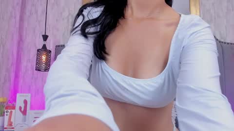 Snapshot of sienna_lorengb chatting on 01.29.25 Camila Vargas online show from 01.29.25