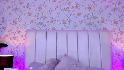 Snapshot of sienna_lorengb chatting on 02.22.25 Camila Vargas online show from 02.22.25