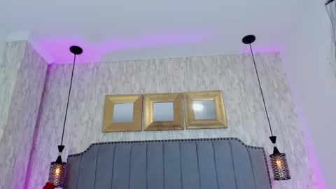 Snapshot of sienna_lorengb chatting on 03.12.25 Camila Vargas online show from 03.12.25