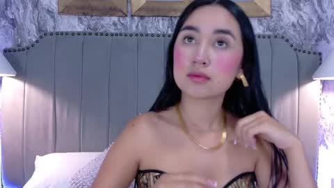 Snapshot of sienna_lorengb chatting on 10.01.25 Camila Vargas online show from 10.01.25