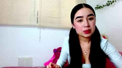 Snapshot of sienna_lorens chatting on 02.12.26 Amber online show from 02.12.26