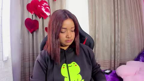 Snapshot of sienna_lux01 chatting on 02.22.26 sienna_lux01 online show from 02.22.26