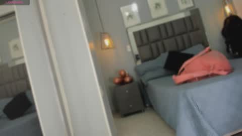 Snapshot of sienna_miller_27 chatting on 10.19.25 Keira online show from 10.19.25