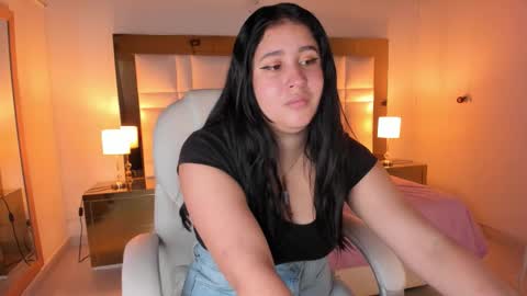 Sienna  online show from 11.08.25