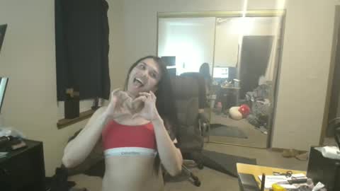 Snapshot of siennalilbunnykate chatting on 12.26.24 Nicole Zelaya Ferrati  Niky Ferrati online show from 12.26.24