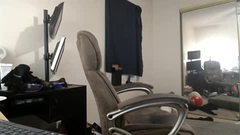 Snapshot of siennalilbunnykate chatting on 01.27.25 Nicole Zelaya Ferrati  Niky Ferrati online show from 01.27.25