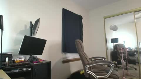 Snapshot of siennalilbunnykate chatting on 10.04.25 Nicole Zelaya Ferrati  Niky Ferrati online show from 10.04.25