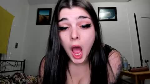 Snapshot of sierrasquirter chatting on 02.11.25 Sierra online show from 02.11.25
