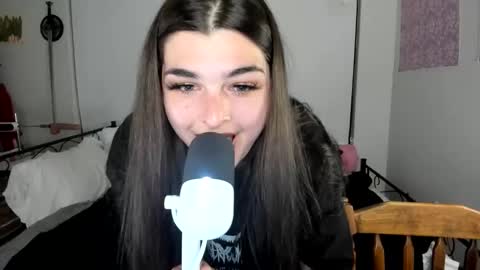 Snapshot of sierrasquirter chatting on 05.28.26 Sierra online show from 05.28.26