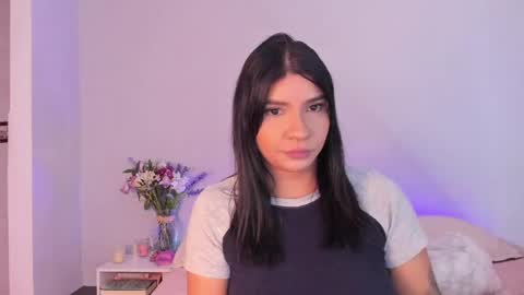 Snapshot of siirena chatting on 05.18.26 siirena online show from 05.18.26