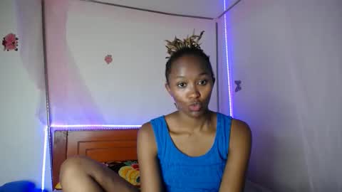 Snapshot of silent_lovie chatting on 04.28.26 silent_lovie online show from 04.28.26