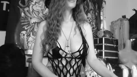 Allmylinkssilentmary666 online show from 05.11.26