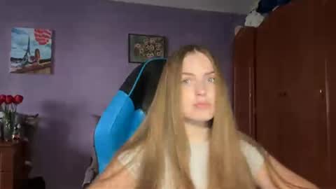 Erica online show from 04.20.26