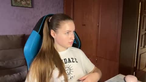 Erica online show from 06.25.26