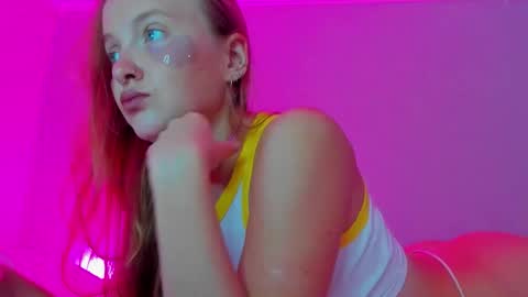 Mila online show from 09.09.25