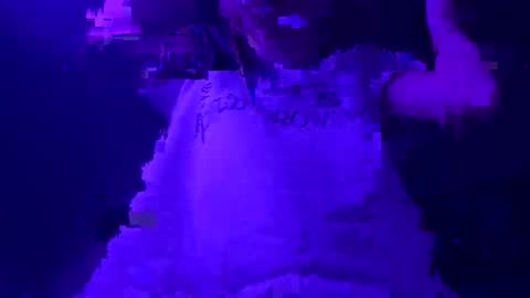 Snapshot of silkymommi chatting on 02.16.26 SweettHoney online show from 02.16.26