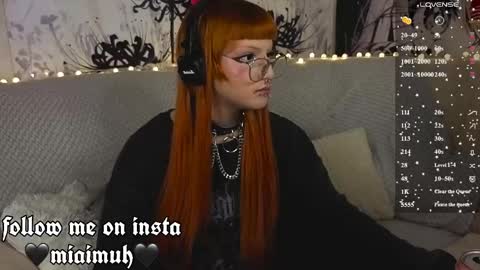 Snapshot of silly_soul chatting on 06.08.26 Mia online show from 06.08.26