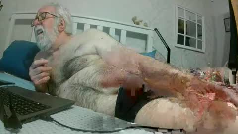Snapshot of sillyoldman45221063 chatting on 06.07.26 sillyoldman45221063 online show from 06.07.26