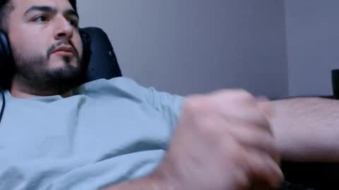 Snapshot of silva1018 chatting on 02.16.26 Alvaro online show from 02.16.26