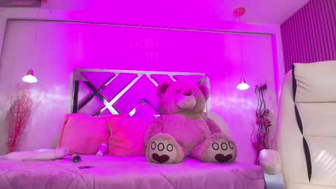 SIlvana  online show from 10.28.25