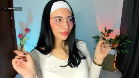 Silvanna online show from 11.21.25