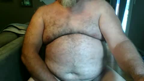 Snapshot of silverdadbod26 chatting on 06.27.26 silverdadbod26 online show from 06.27.26