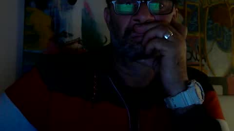 Snapshot of silversurfer1010 chatting on 12.15.24 Silver online show from 12.15.24