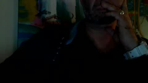 Snapshot of silversurfer1010 chatting on 12.22.24 Silver online show from 12.22.24