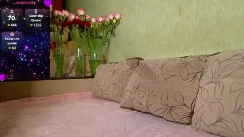 Snapshot of silviasexyy chatting on 12.15.24 miss Anna online show from 12.15.24