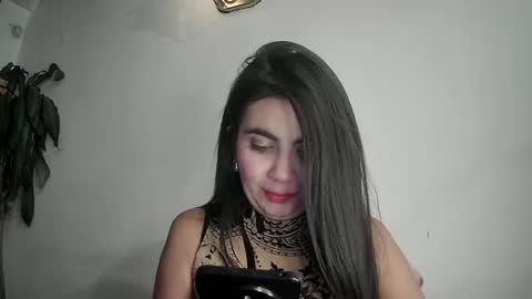 Snapshot of silviecollins chatting on 02.16.25 Silvie online show from 02.16.25