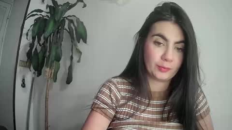 Snapshot of silviecollins chatting on 02.23.25 Silvie online show from 02.23.25