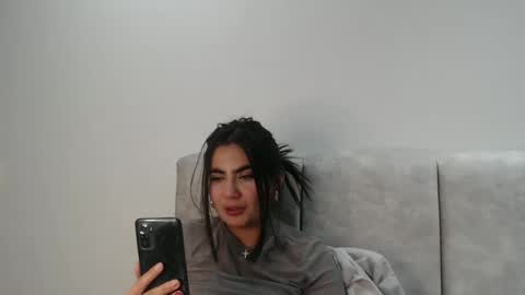 Snapshot of silviecollins chatting on 09.28.25 Silvie online show from 09.28.25
