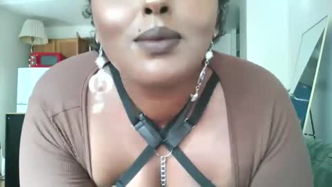 Simin Fox online show from 09.16.25