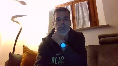 Snapshot of simmeturbate chatting on 10.24.25 Italiandaddyitalydickassbottomassholecomshowmasturbatenudeboyitalyatleticcutemuscolarhardcockdickboy online show from 10.24.25