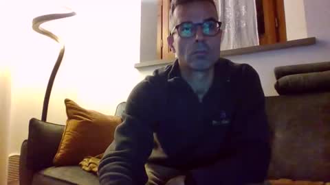 Snapshot of simmeturbate chatting on 11.03.25 Italiandaddyitalydickassbottomassholecomshowmasturbatenudeboyitalyatleticcutemuscolarhardcockdickboy online show from 11.03.25